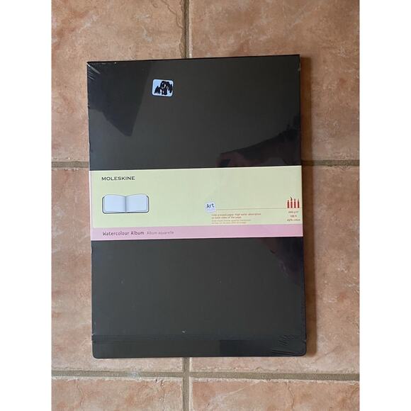 MOLESKINE ART PLUS WATERCOLOR ALBUM A3 Size BLACK Hardcover NEW 11.75 X 16.5 60p - Picture 1 of 5